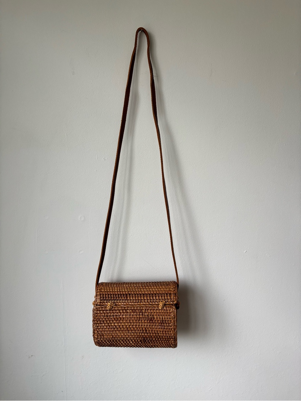 Bali Handwoven Brown Rattan Crossbody Bag with Leather Strap - Picture 6 of 8